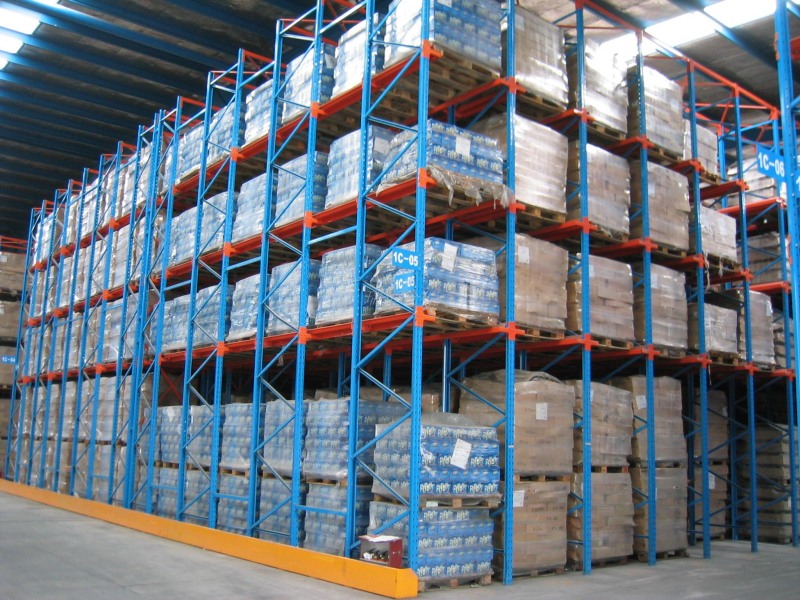 Hệ thống Kệ Pallet Lọt Sâu và Xuyên Suốt Hệ thống Kệ Pallet Lọt Sâu và Xuyên Suốt