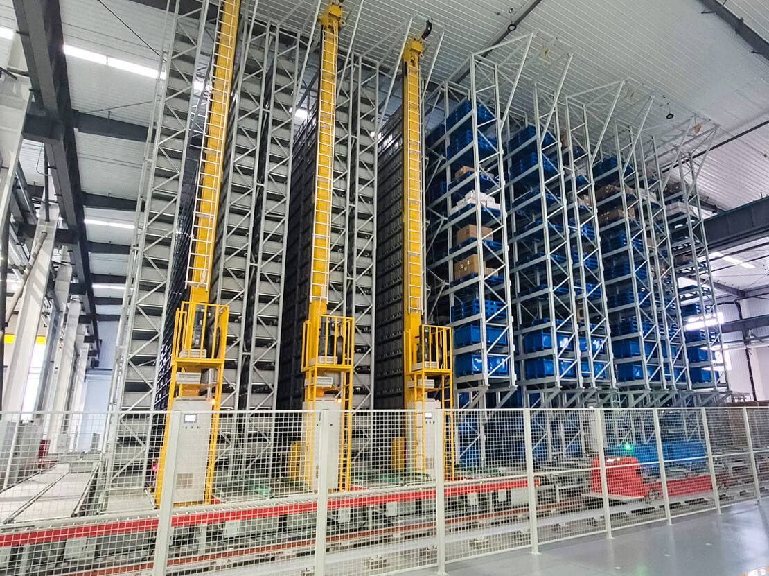 Cần trục stacker mini load