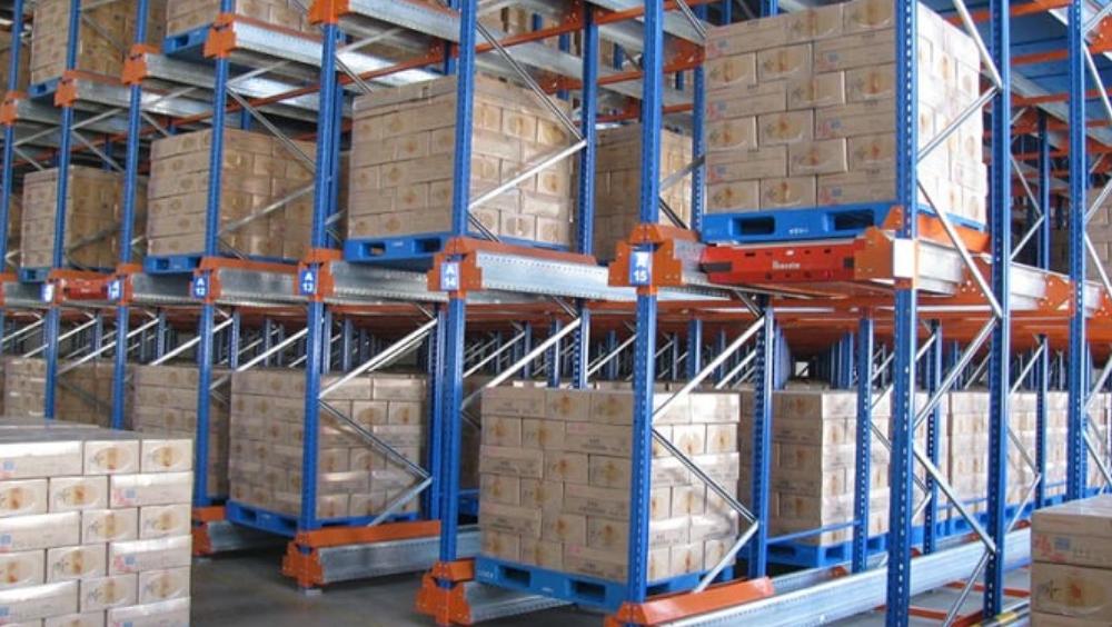 Giải mã kho hàng mật độ cao: Giải pháp lưu trữ tự động nào phù hợp với hoạt động của bạn?